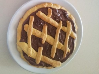Crostata con crema di nocciole